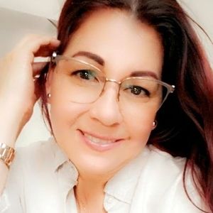 Meet your Posher, Diana